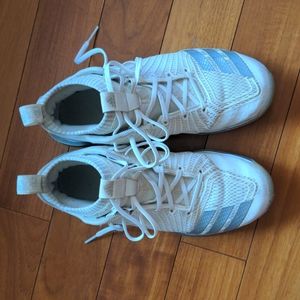 Adidas trainer men's size 8.5 shoes